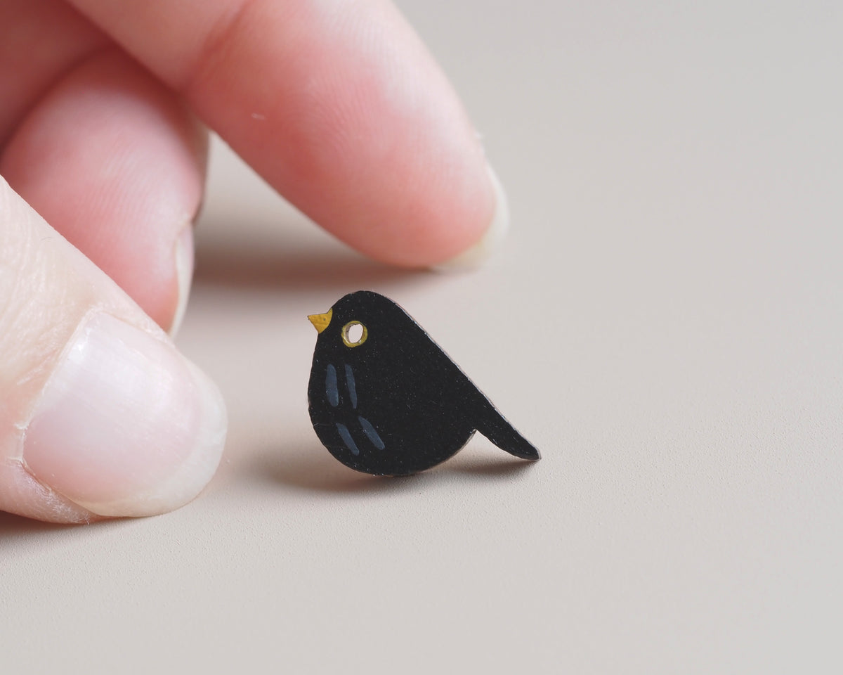 Mini Blackbird Pin Badge – Hand-Painted Bamboo Bird Gift