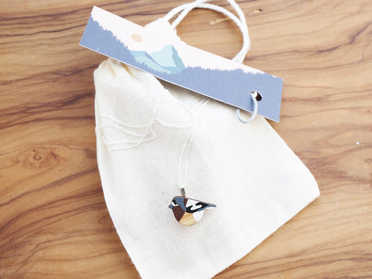 Chaffinch Necklace – Hand Painted Wooden Pendant on Recycled Silver