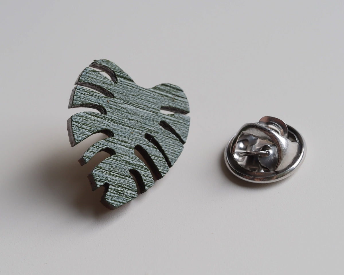 Mini Monstera Leaf Pin Badge – Hand-Painted Bamboo Plant Gift