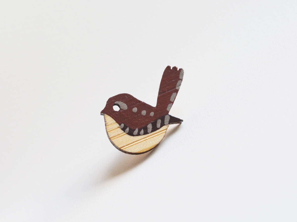 Mini Wren Pin Badge – Hand-Painted Bamboo Bird Gift