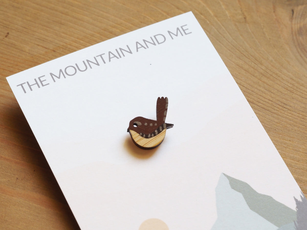 Mini Wren Pin Badge – Hand-Painted Bamboo Bird Gift